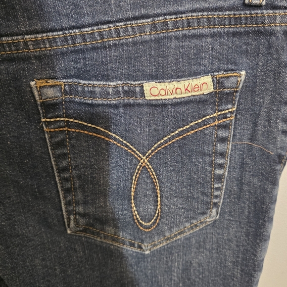 Calvin Klein Jeans Dark Wash Flare Leg Denim Size 8 Y2K - Picture 4 of 7